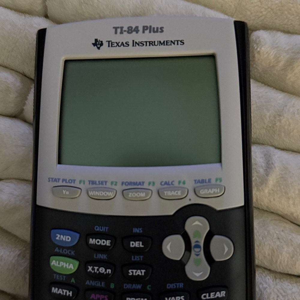 Texas Instruments TI-84 Plus - Picture 4 of 5